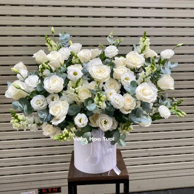 Lẵng Hoa Sinh Nhật Hồng Trắng Cao Cấp Tinh Tế Lẵng Hoa Sinh Nhật Hồng Trắng