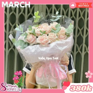 Divine Blooms 08/03