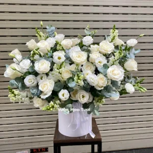 Lẵng Hoa Sinh Nhật Hồng Trắng Cao Cấp Tinh Tế