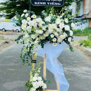 HOA VIẾNG C8